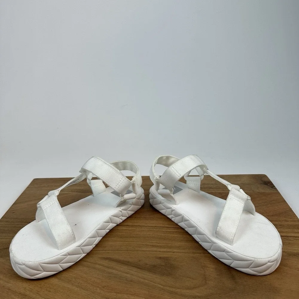 Big Kids Girls Dolce Vita Zaidey‎ White Strappy Casual Comfort Sandals Size 1 Y